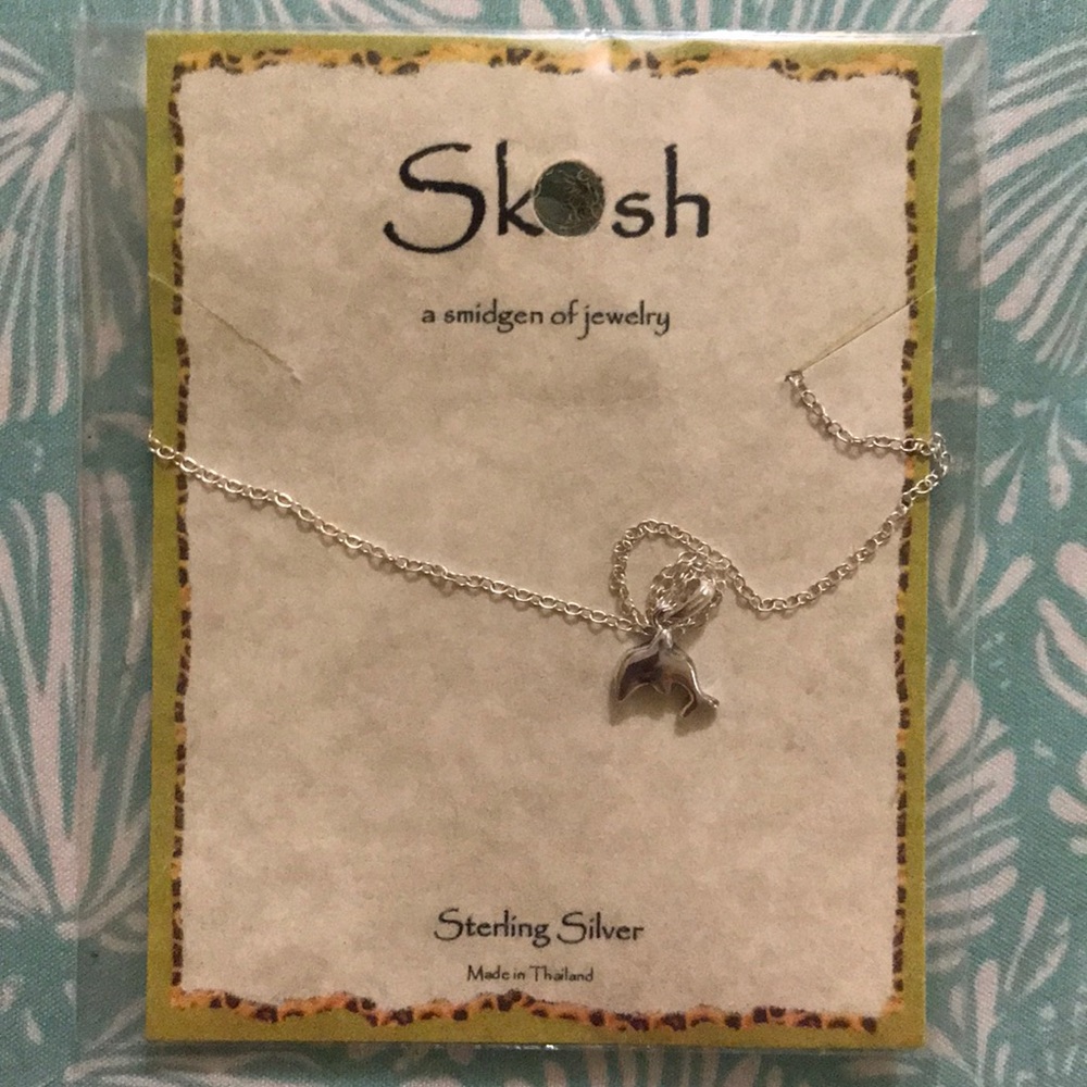 DOlphin necklace